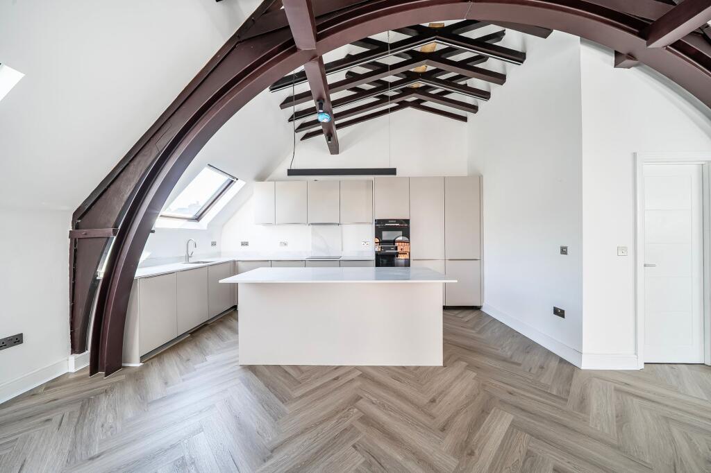 House in Watford - View 3