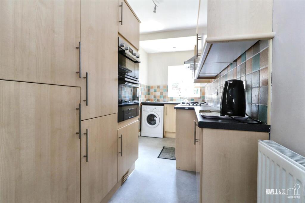 Lindley Avenue, Warrington photo 4