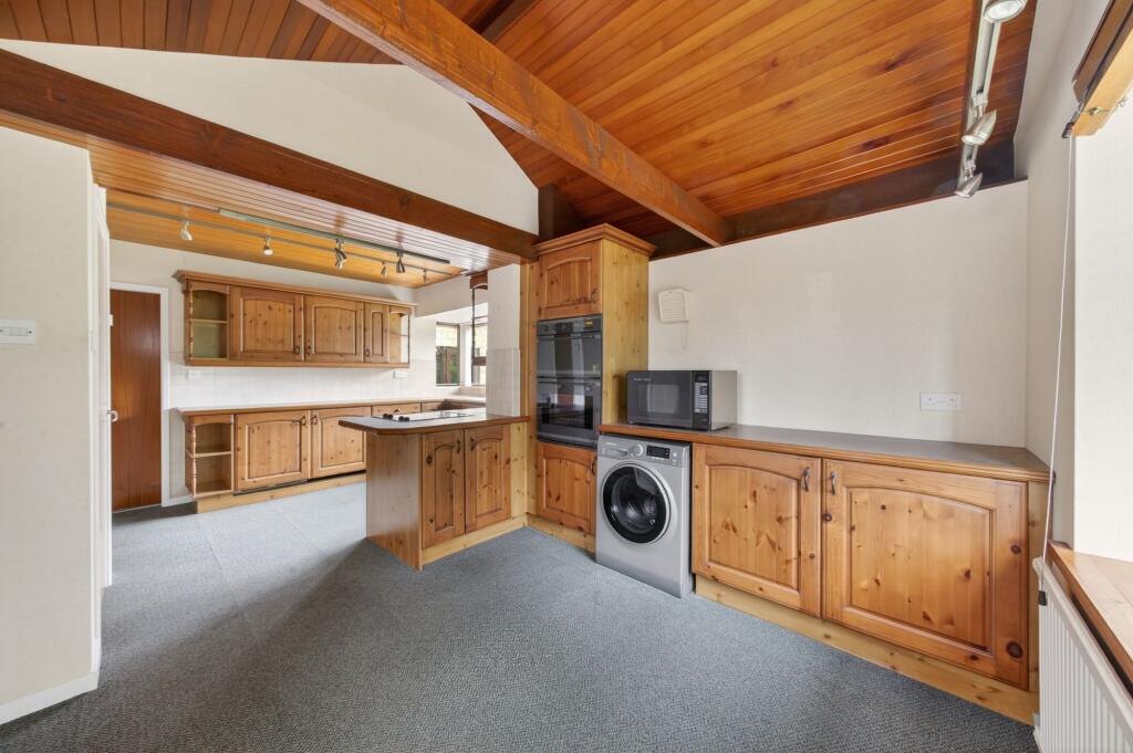 Dearne Park, Clayton West, HD8 photo 3