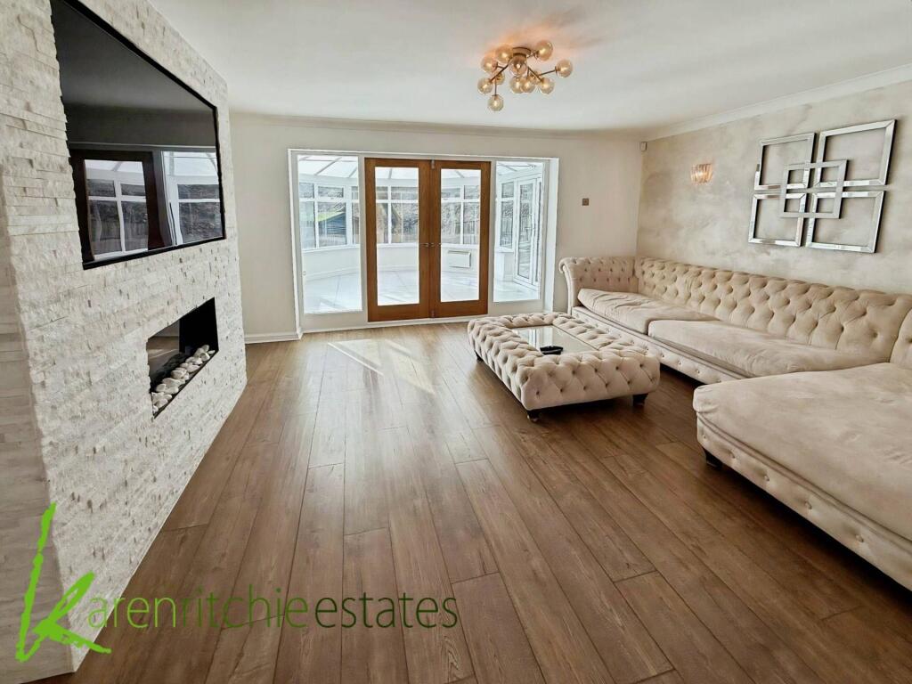 Smithills Croft Road, Bolton photo 2