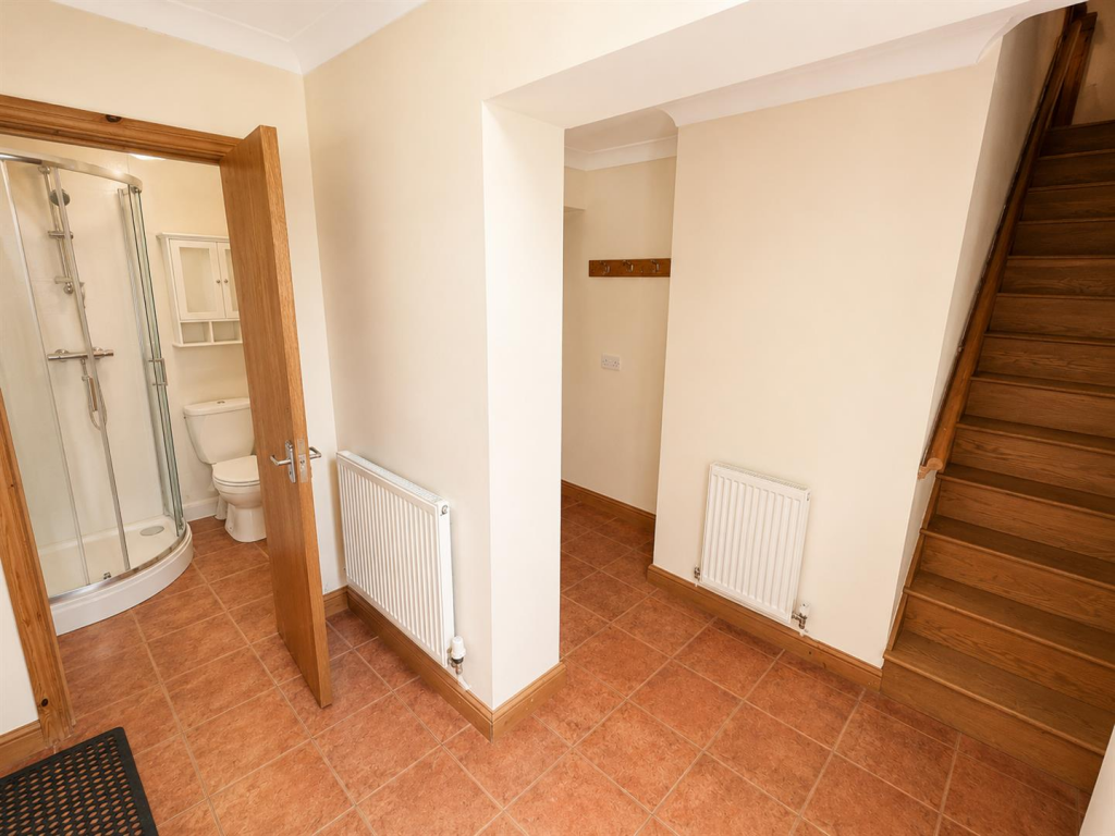 House in Corby, North Northamptonshire - More
