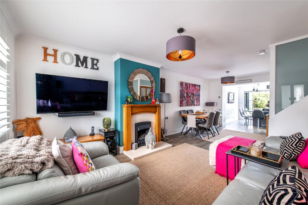 House in Gillingham, Medway - More