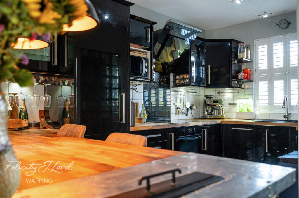 Main image of property: Milk Yard, LONDON E1W