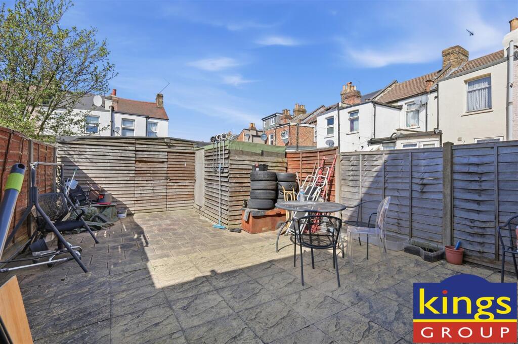 House in London - View 4