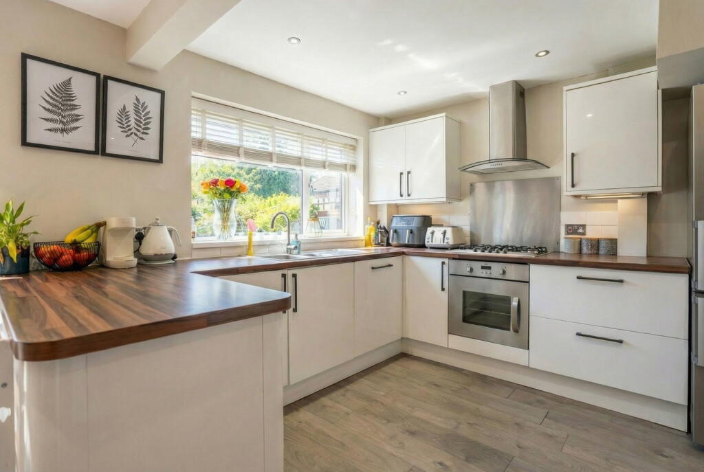 Additional image 7 of Three Oaks Road, Wythall, Birmingham, B47 6HQ