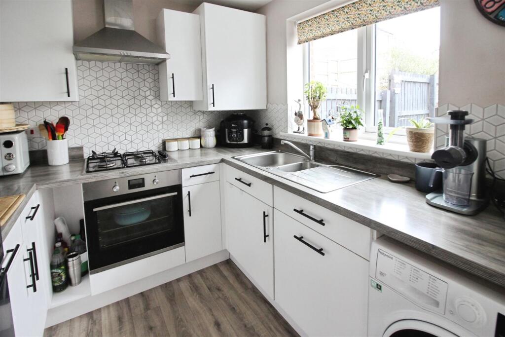 House in Leeds, Manor Grange, Micklefield - View 5