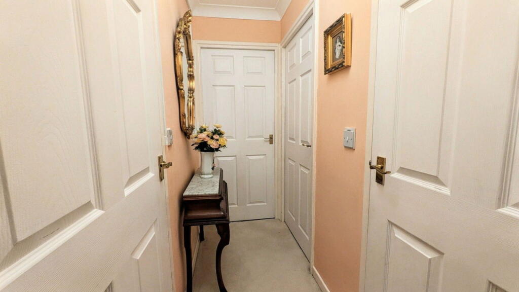 Bower House, Manorside Close, Wirral CH49 4RP - View 4