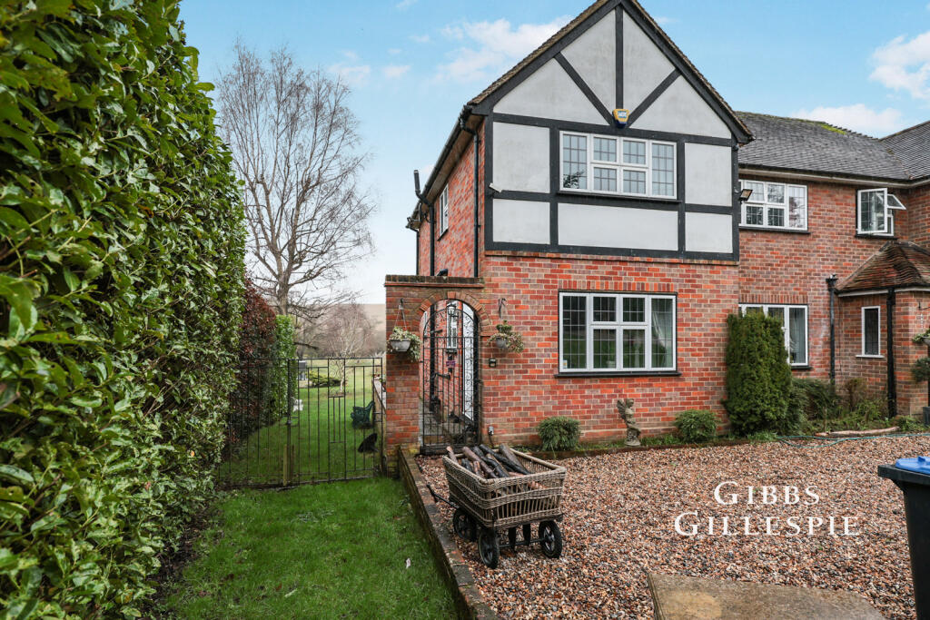 Main image of property: Drovers Lane, Amersham, Buckinghamshire, HP7