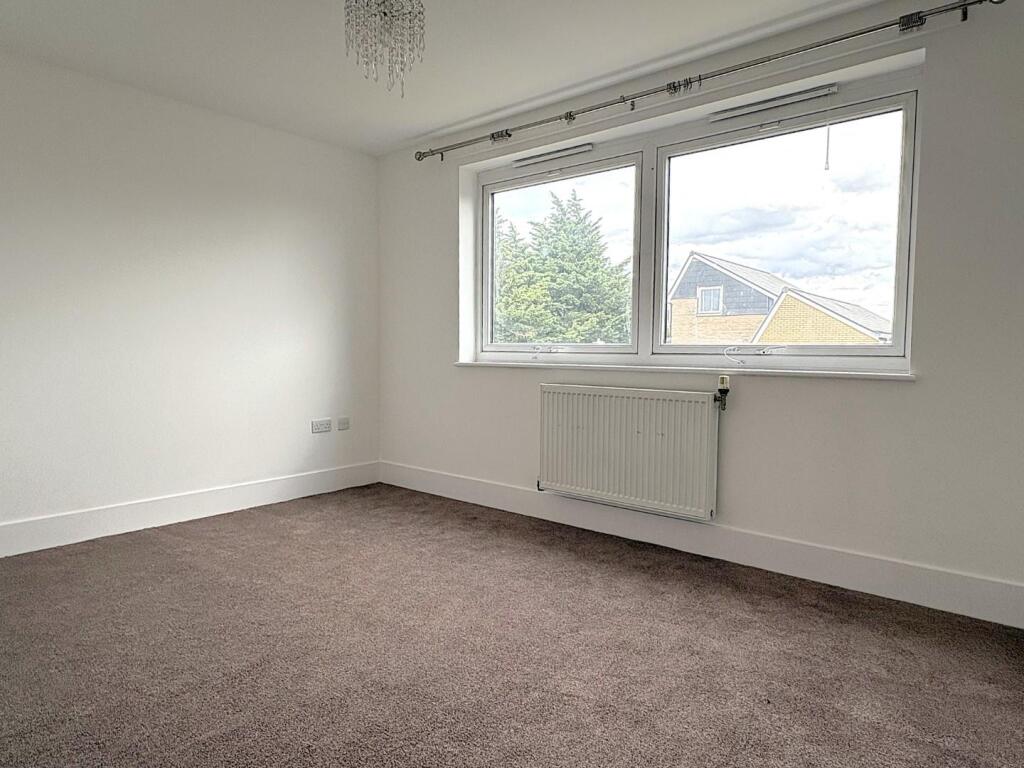 House in Dartford - View 5