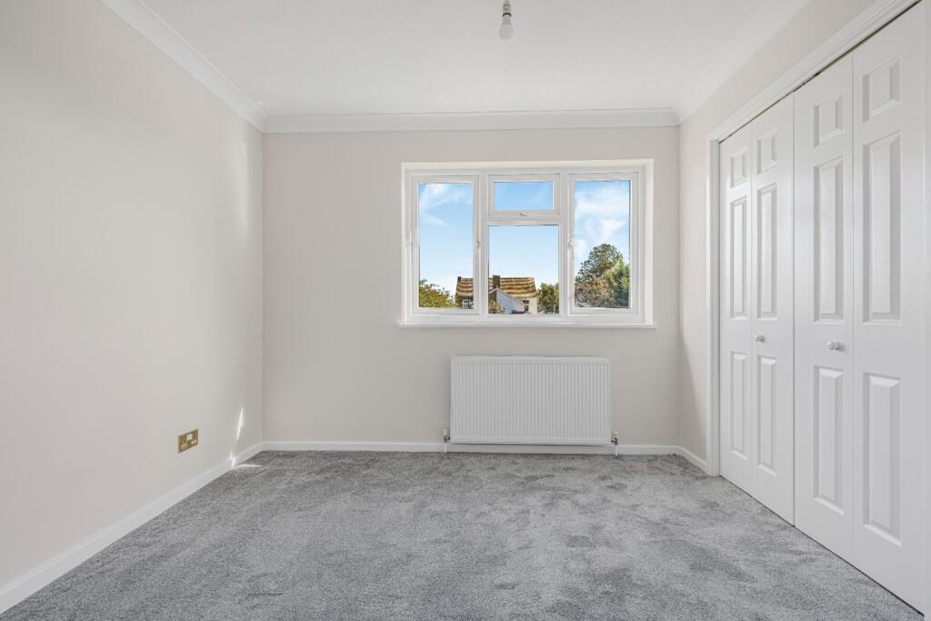 House in Spelthorne, Surrey - More