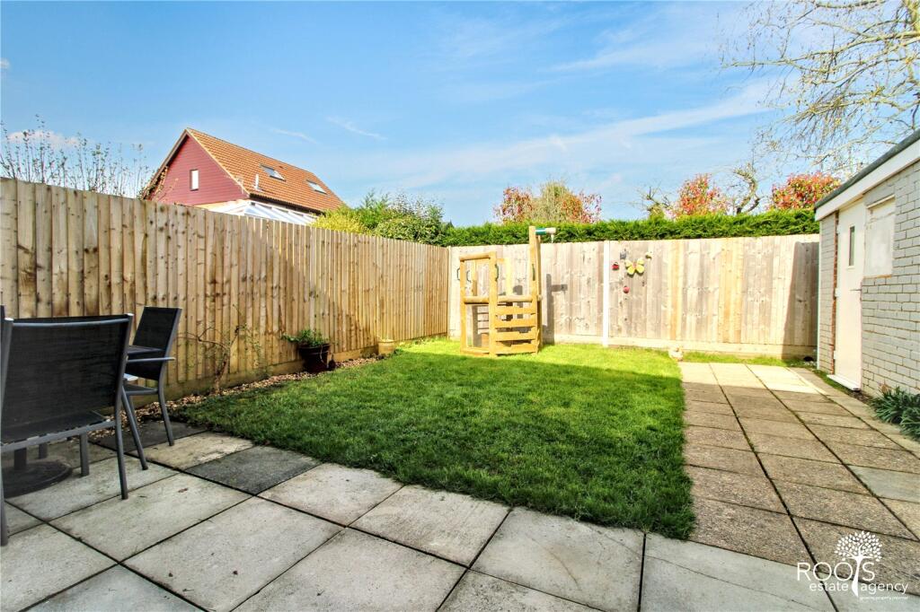 Westfield Road, Thatcham, Berkshire, RG18 - More