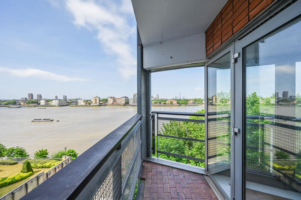 Apartment in London - View 5