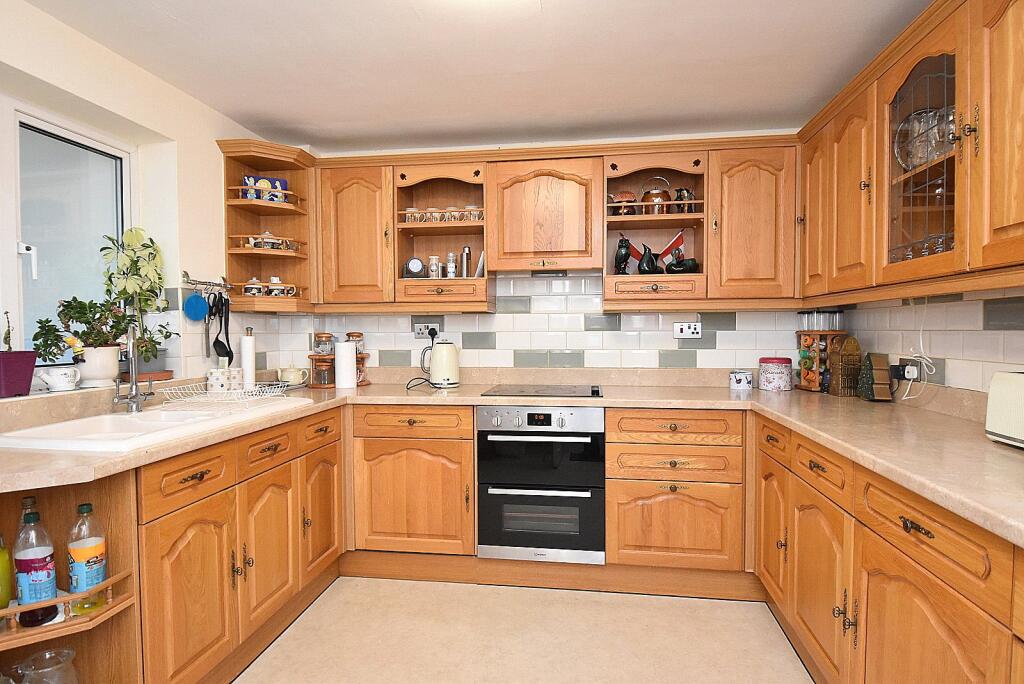 Additional image 4 of Manor Close, Templecombe, Somerset, BA8