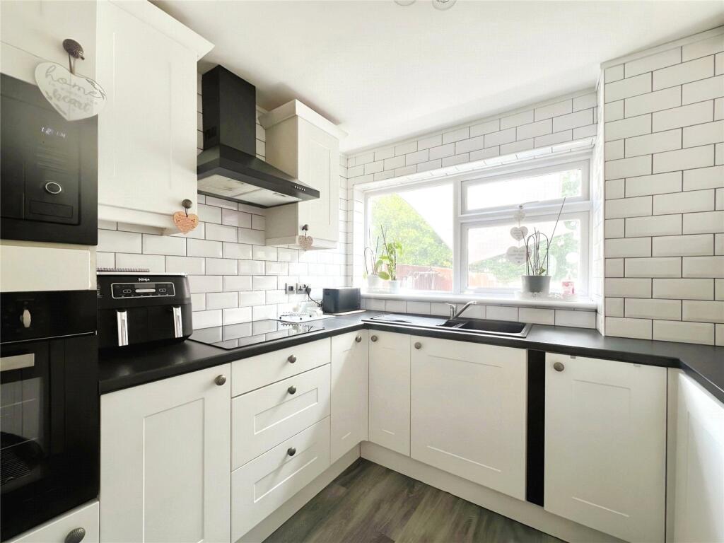 Church Road, West Kingsdown, Sevenoaks, Kent, TN15 photo 3