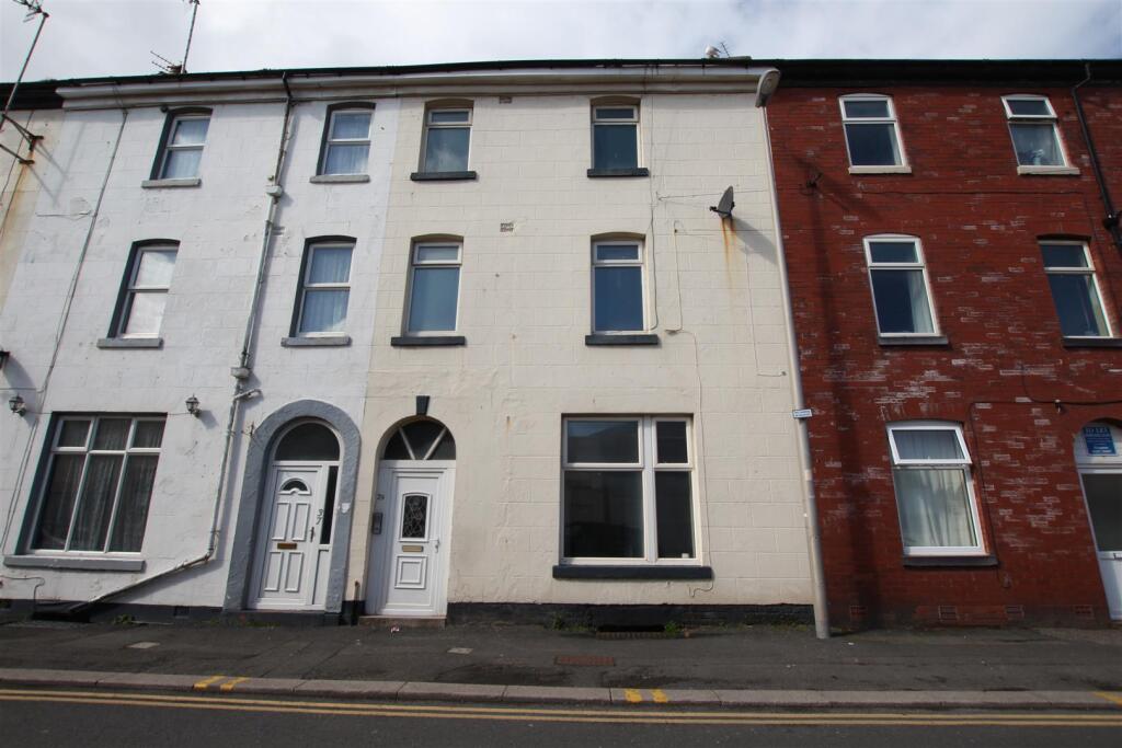 Main image of property: Flat 1, 39 General Street, Blackpool
