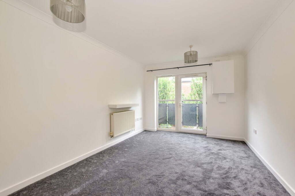 Apartment in Watford, Cassio Metro, Holywell Estate - View 5