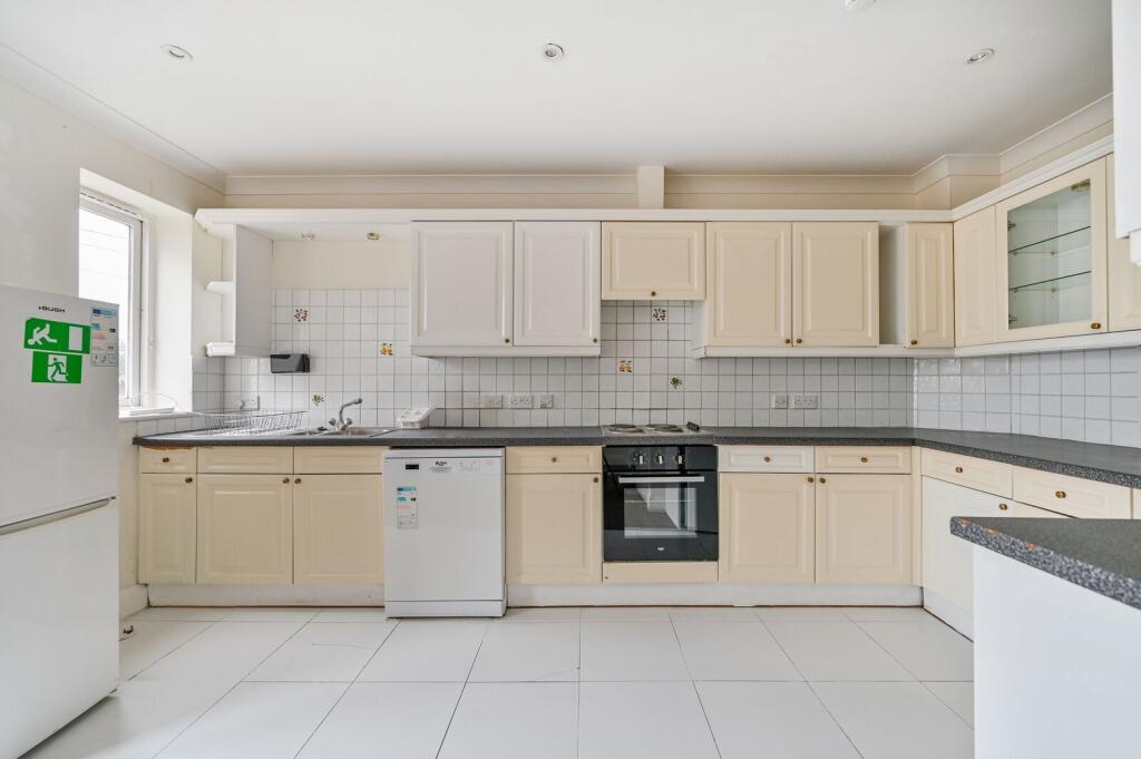 Main image of property: Nightingale Mews, Kingston, Kingston upon Thames, KT1
