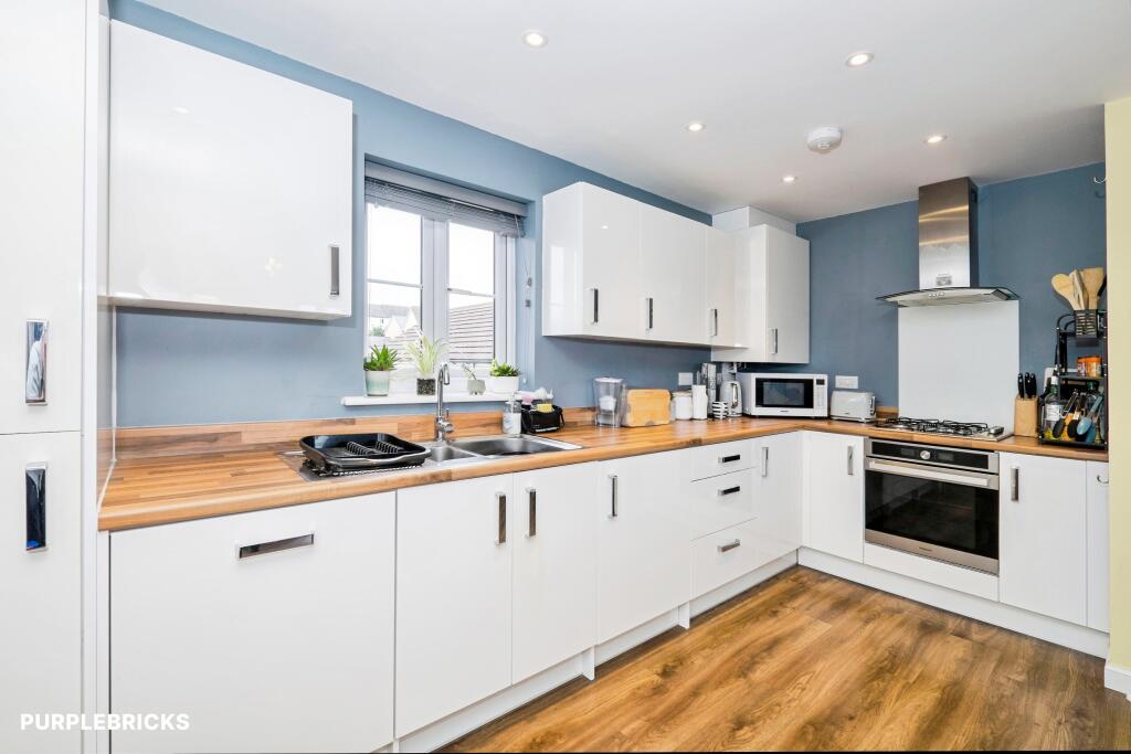 Apartment in Hayle, Copperhouse - View 5