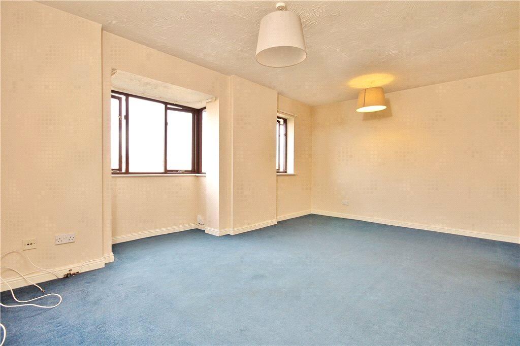 Apartment in Twickenham - View 2