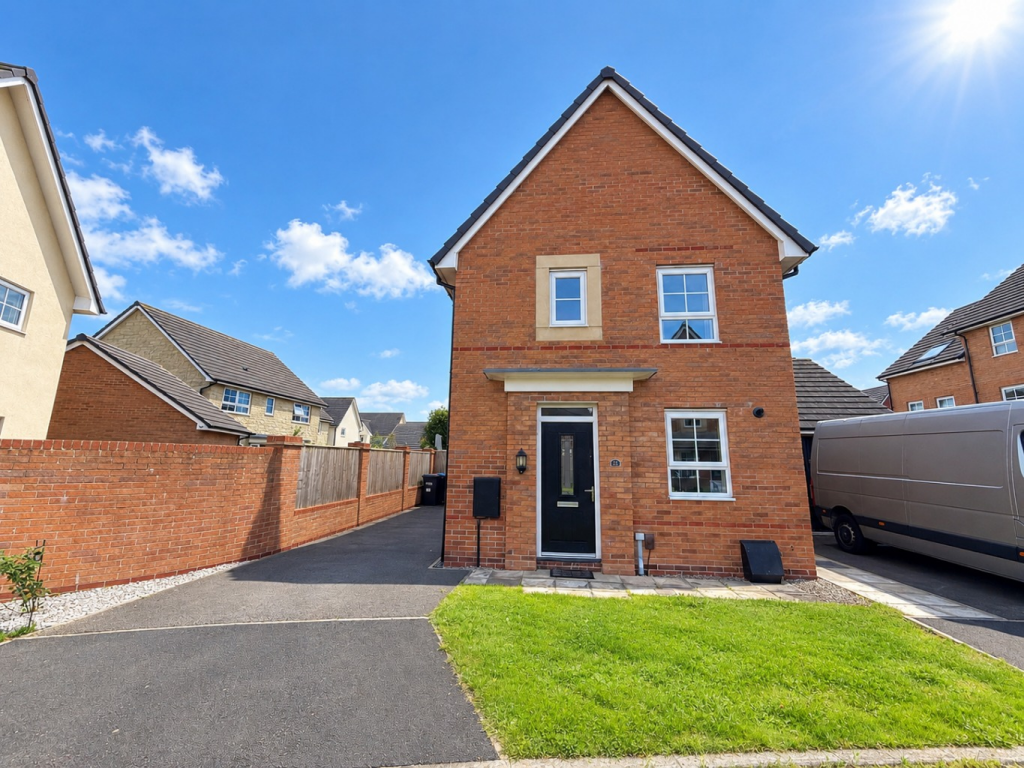 Main image of property: Worthington Road, Garstang, Preston, Lancashire, PR3 | 755 sqft | No Chain Delay