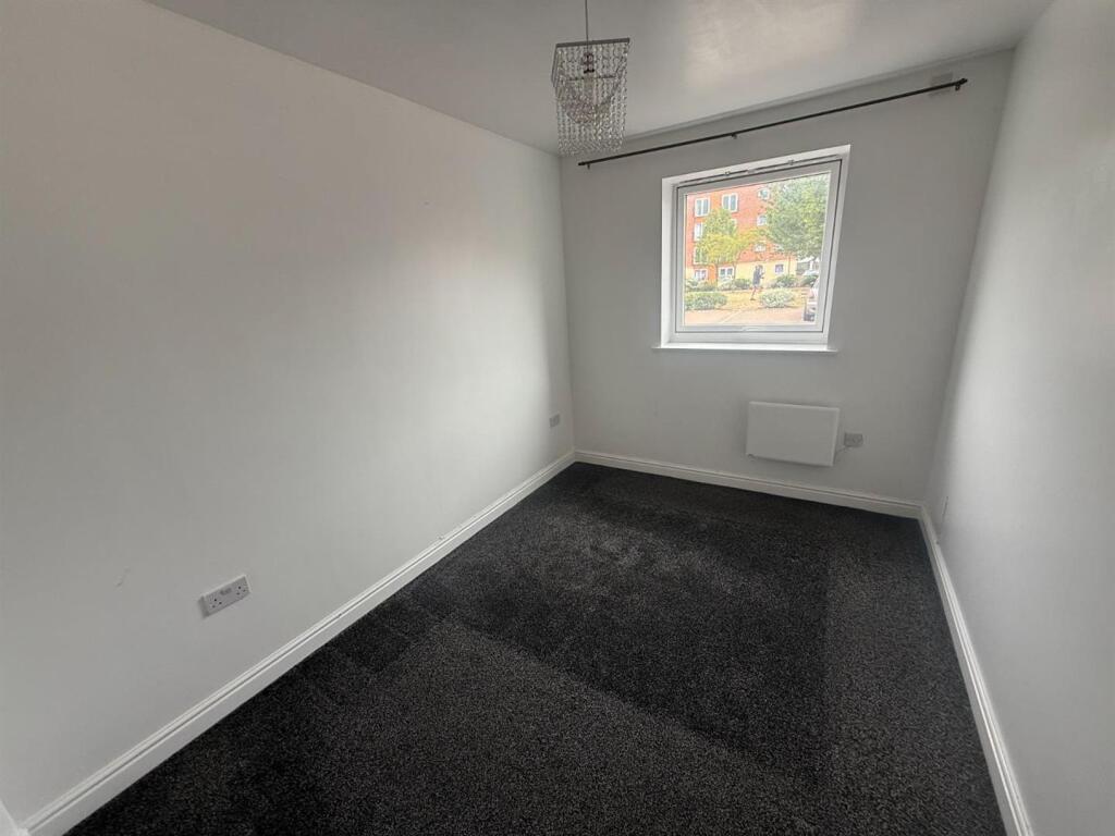 Apartment in Boston - More