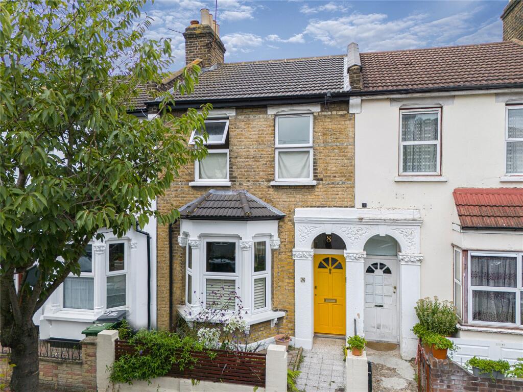 Main image of property: Daventry Avenue, Walthamstow, London, E17