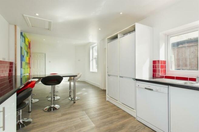 House in Nottingham, Radford - More