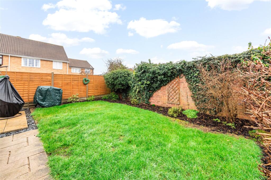 Ringwood Close, Kempston, Bedfordshire, MK42 photo 3