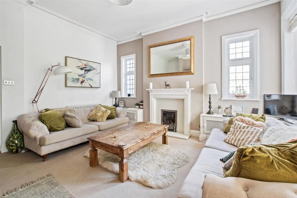 Apartment in Bournemouth - View 3