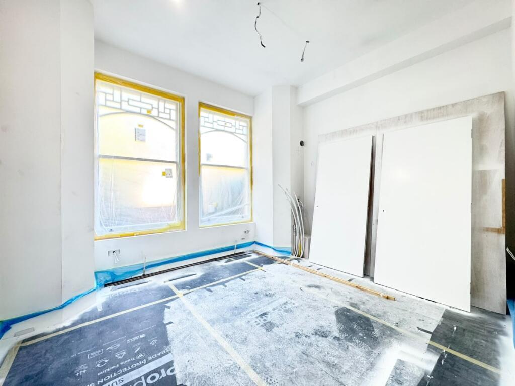 Apartment in London - View 3