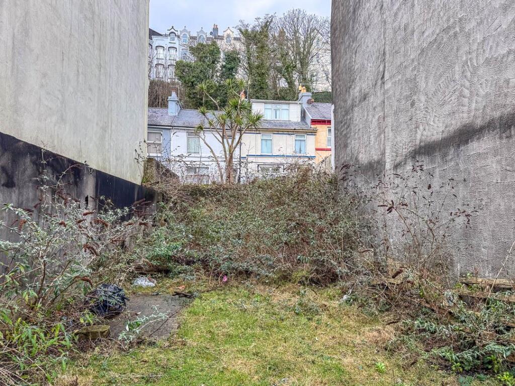 Castlemona Avenue, Douglas photo 2