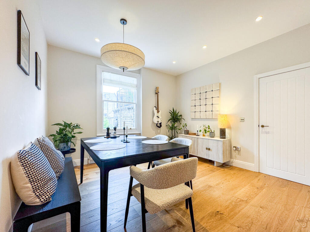 Kingsgate Road, West Hampstead, London, NW6 - View 2