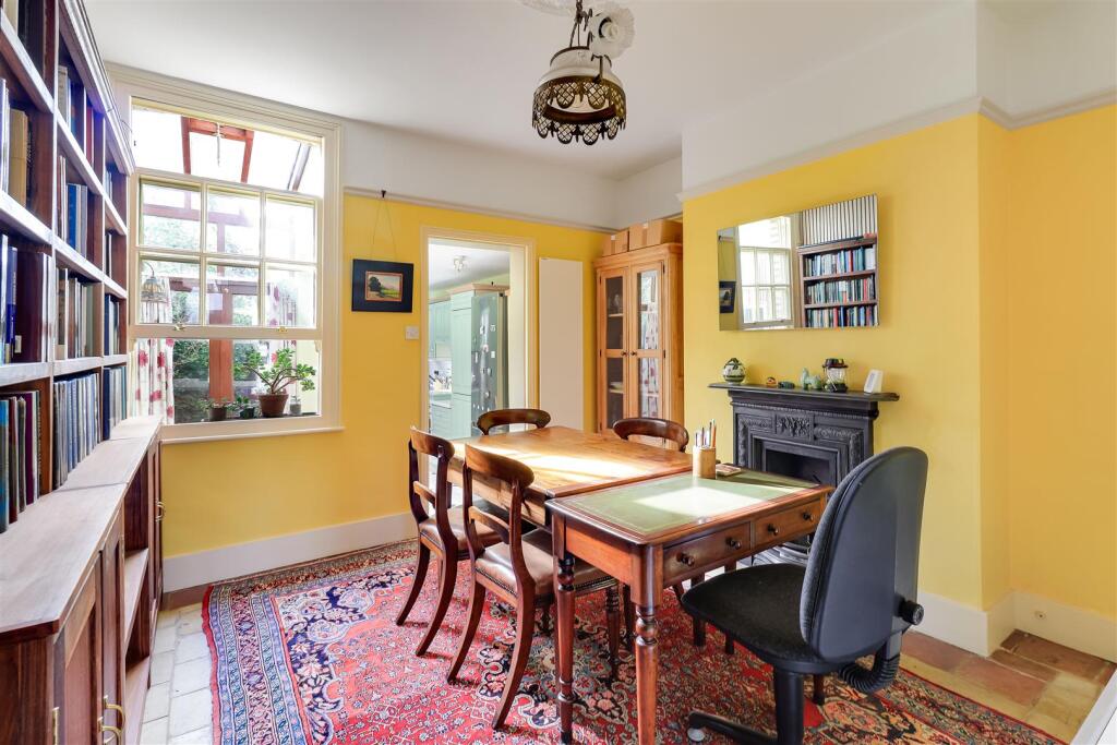 House in Cambridge, Chesterton - View 4