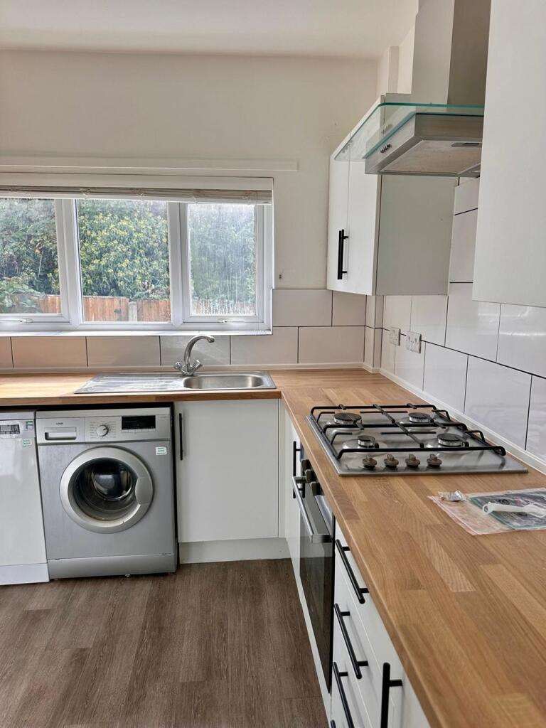 House in Nottingham - View 5