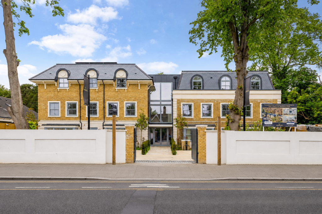Main image of property: Shalford Lodge, Kingston Hill, Kingston Upon Thames, KT2