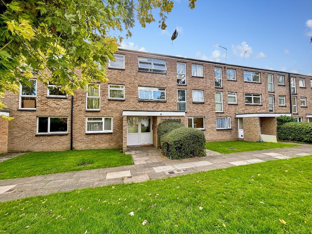 Main image of property: Friars Wood, Pixton Way, Croydon, Surrey, CR0 9JN