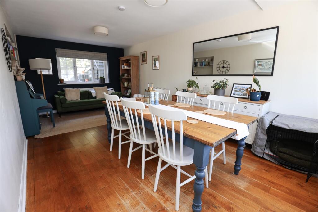 Dinefwr, Ewenny Road, St Brides Major, Vale Of Glamorgan, CF32 0SB - View 4