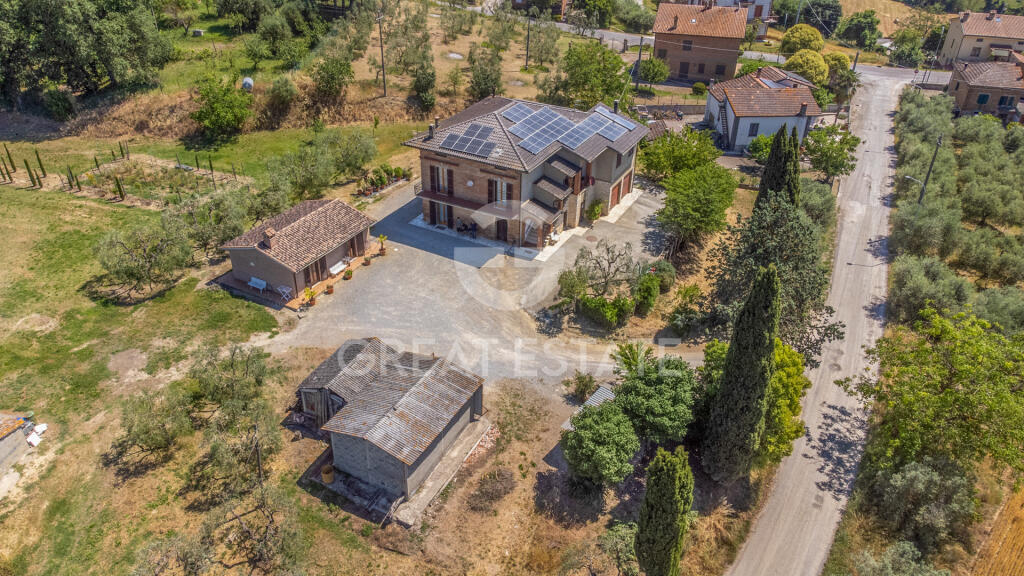 Main image of property: Umbria, Perugia, Castiglione del Lago