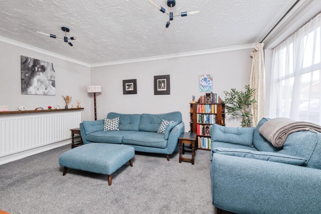 House in Newport Pagnell, City of Milton Keynes - View 5