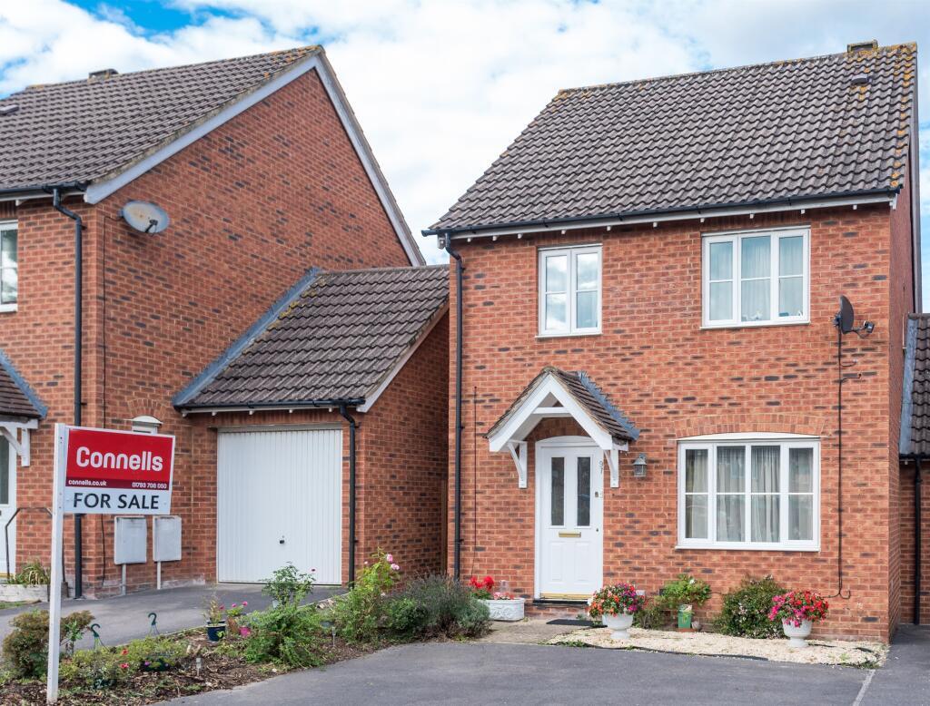 Main image of property: Wynwards Road, Swindon