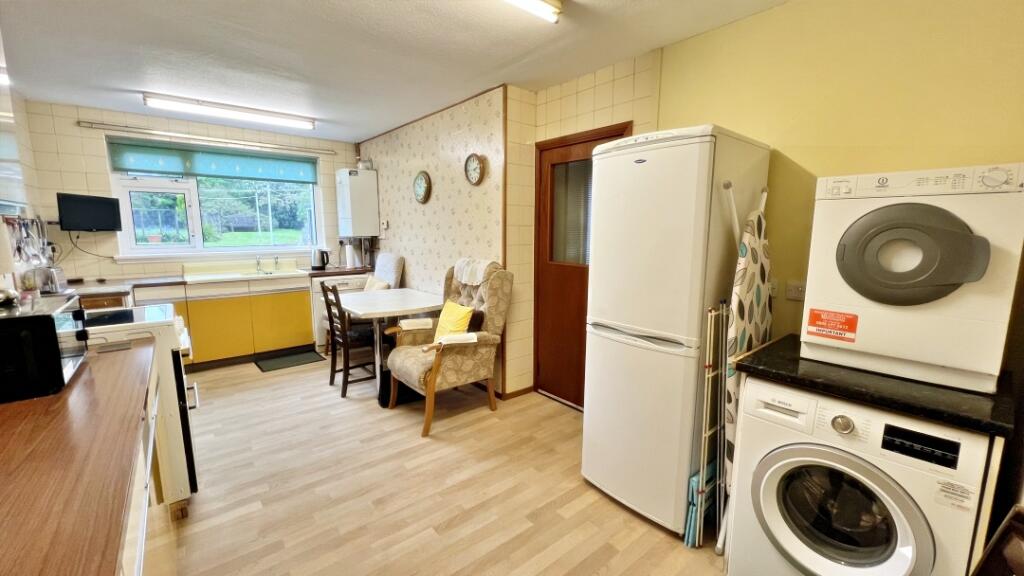 Castleview, Matheson Road, Stornoway, Na H-eileanan An Iar - More