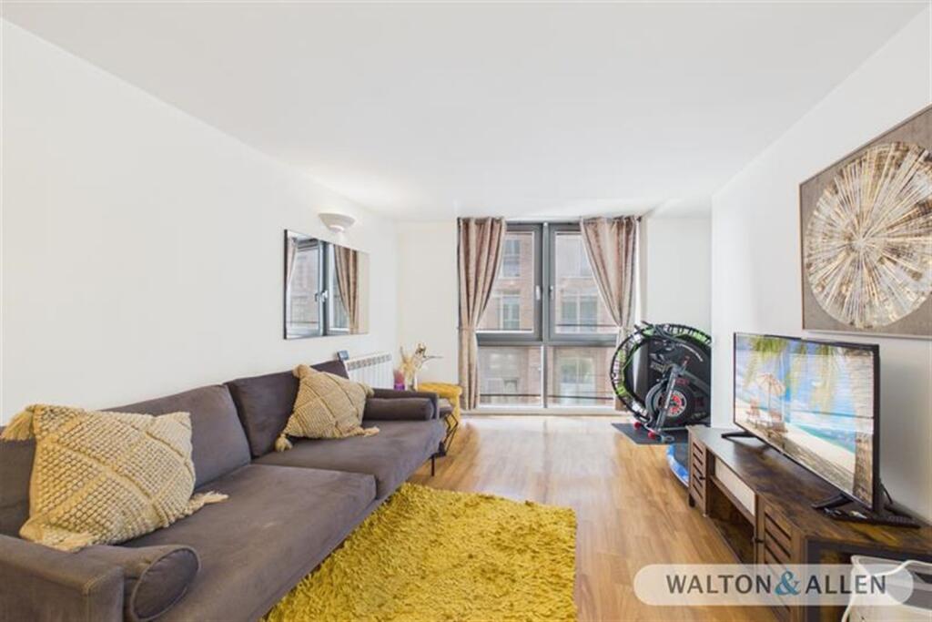 Main image of property: The Hicking Building, Queens Road, NG2
