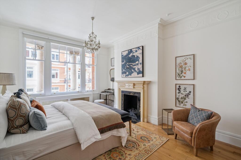 Apartment in London - More