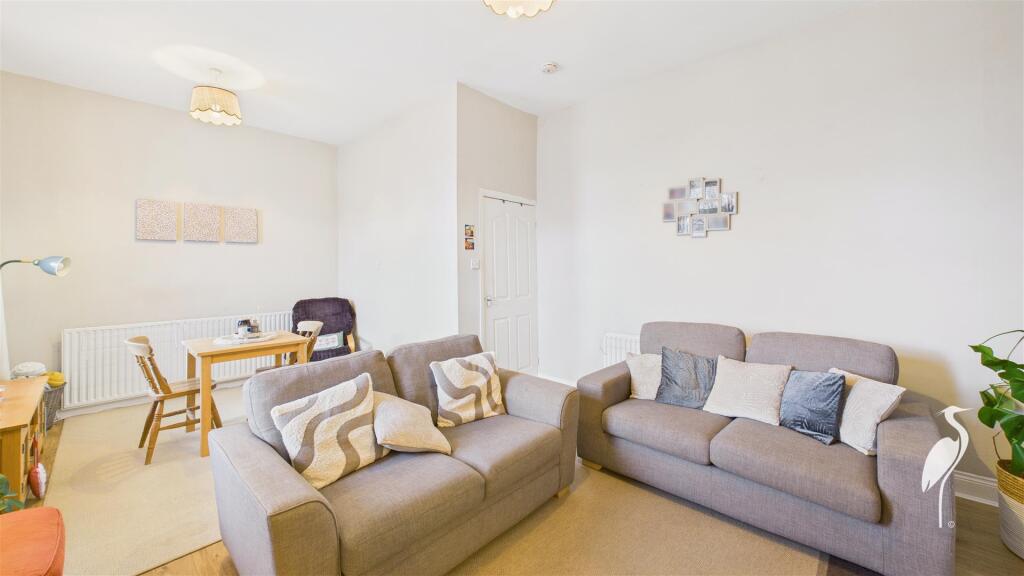 Sandringham Terrace, Roker, Sunderland photo 4
