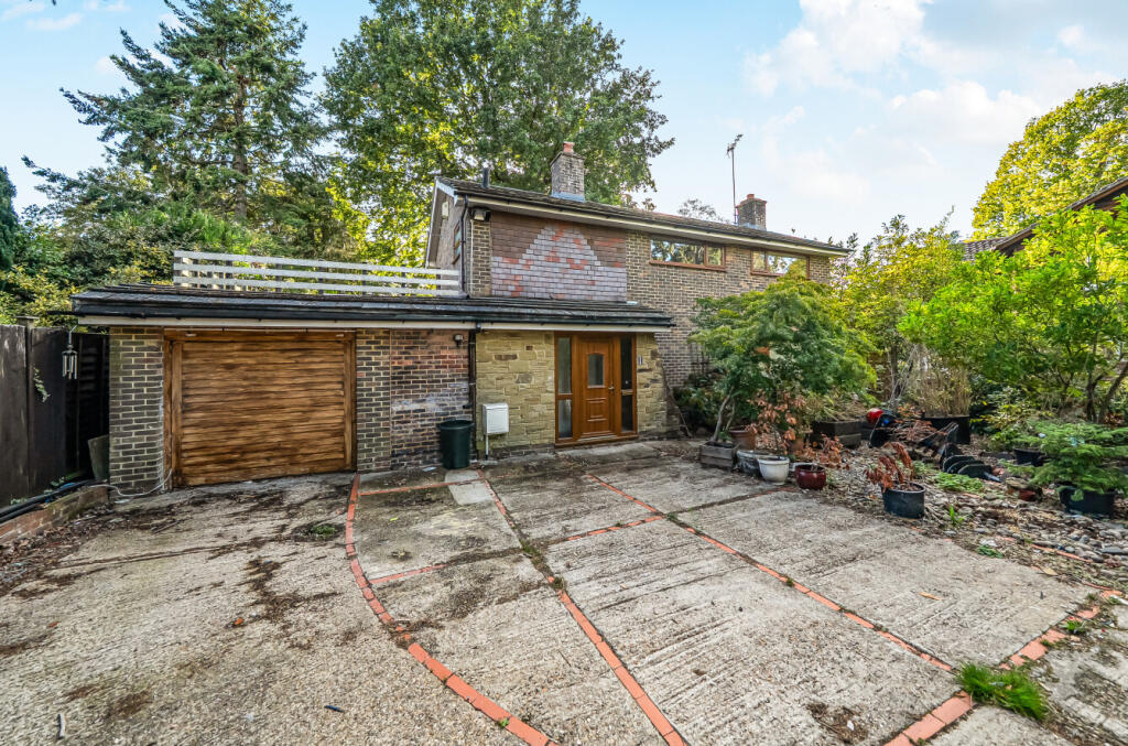 Main image of property: Cobbett Close, Crawley, West Sussex