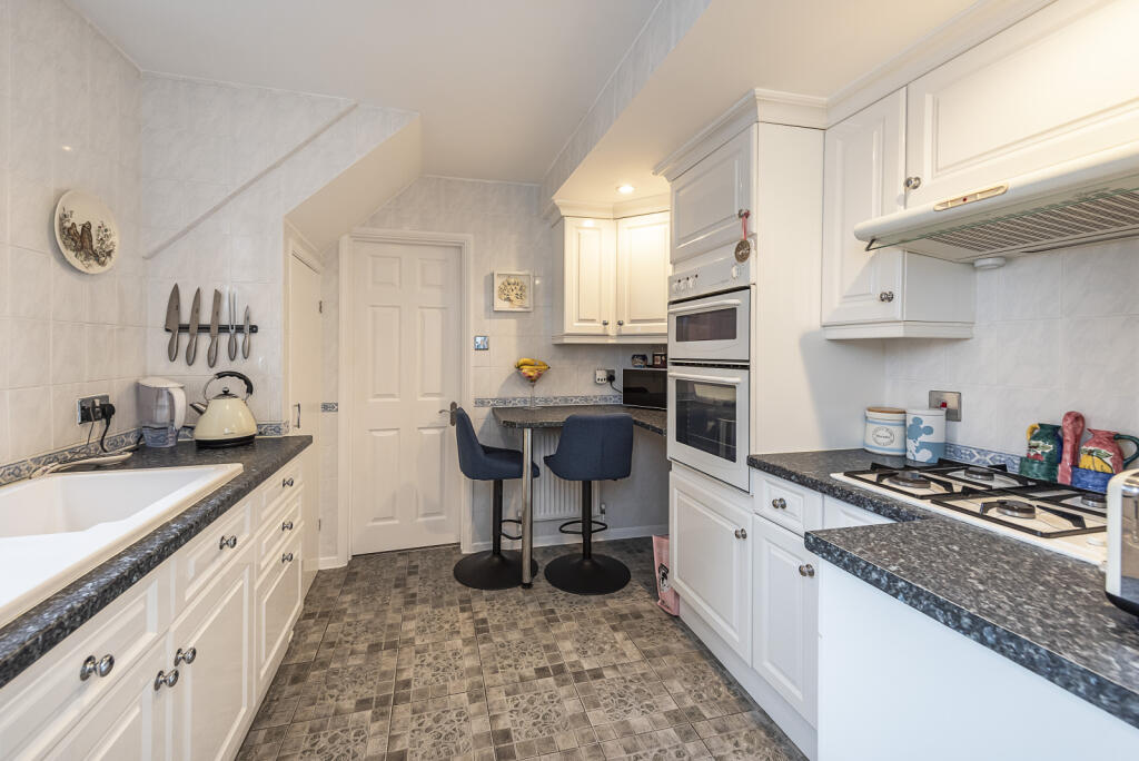 House in St Albans, Redbourn - More
