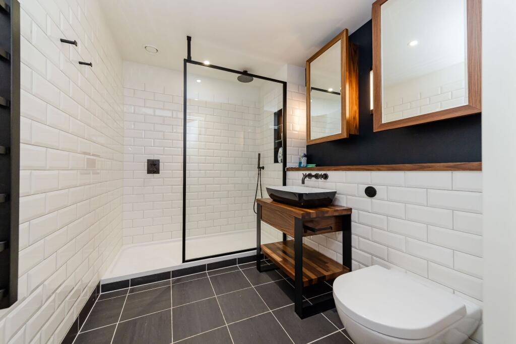 Apartment in London - View 3