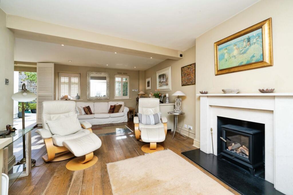 House in Torquay - View 2
