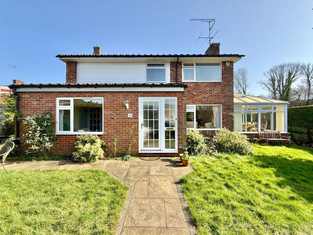 Main image of property: Shepherds Walk, Hassocks, West Sussex, BN6 8EB