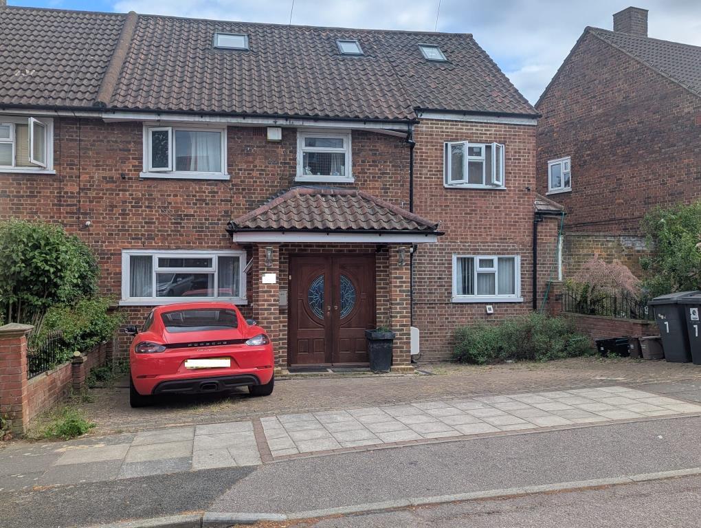 Main image of property: George Crescent, London, N10